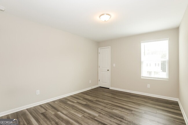 Building Photo - 4034 Kendrick Cir