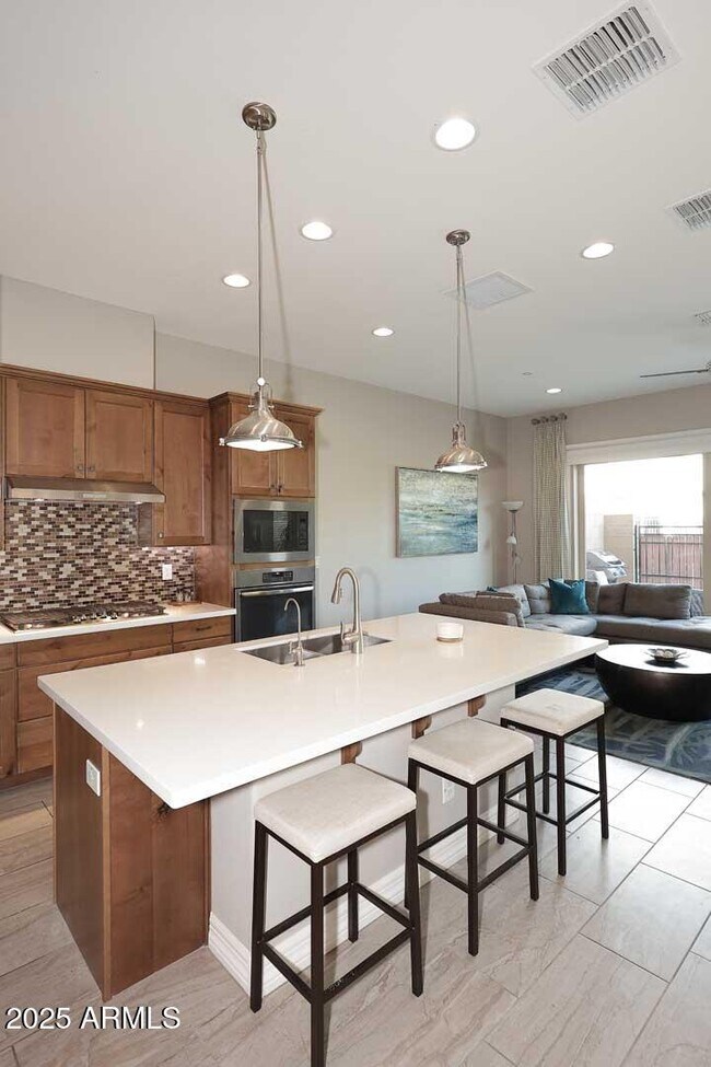 Building Photo - 7338 E Casitas Del Rio Dr