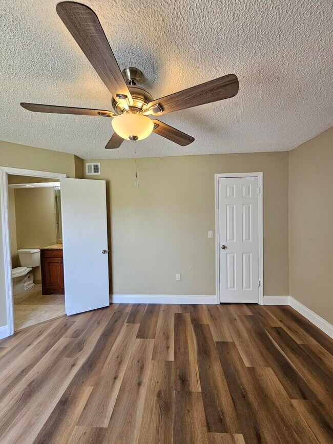 Building Photo - 1401 Village Blvd