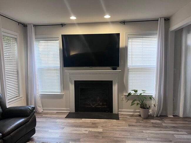 Building Photo - 7222 Conway Pl