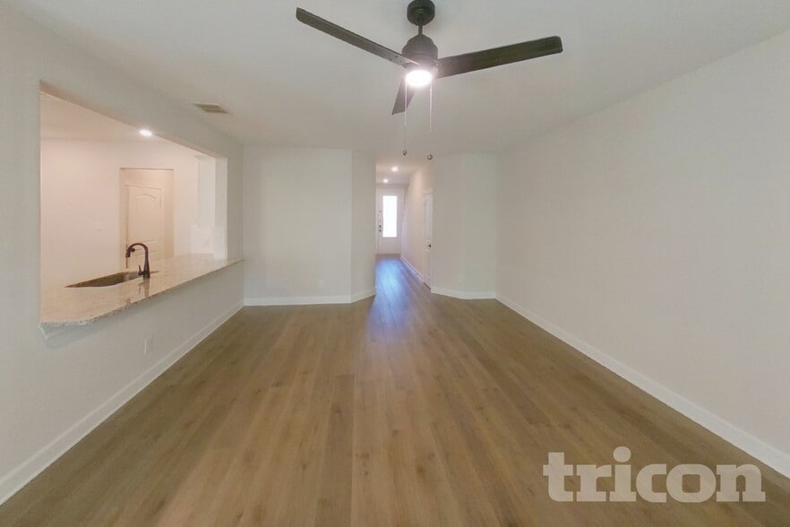 Building Photo - 1106 Bullock Dr