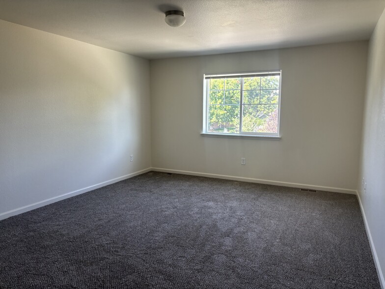 Building Photo - 4355 24th Street Rd