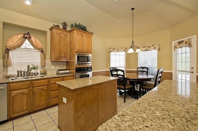 Building Photo - 10118 St Georges Dr