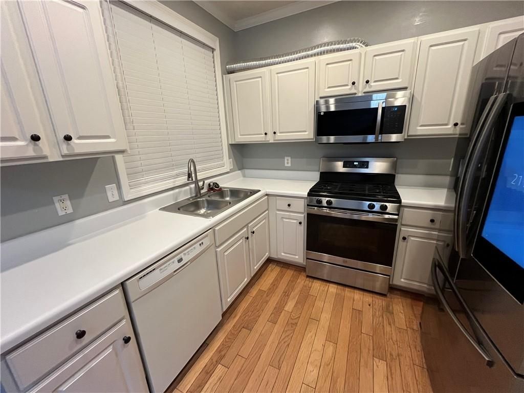 Building Photo - 320 Harmony Ct