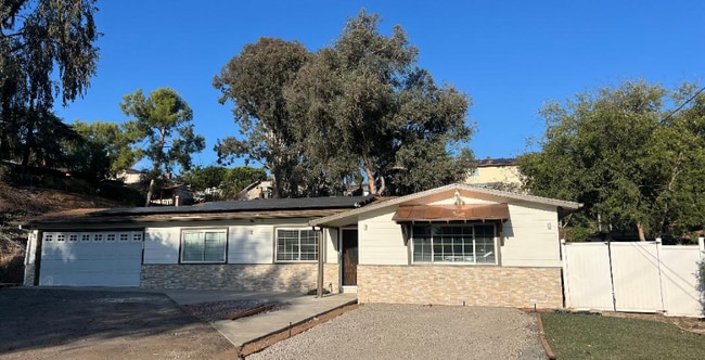 Building Photo - 13227 Beechtree St