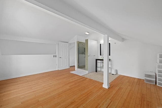 Building Photo - 1420 Flair Dr