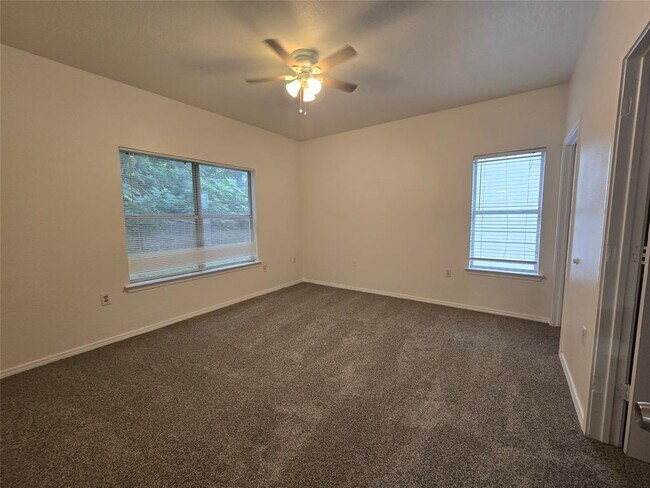 Building Photo - 5404 Garden View Cove