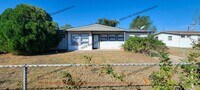 Building Photo - Remodeled 3 Bed 1 Bath in Pampa
