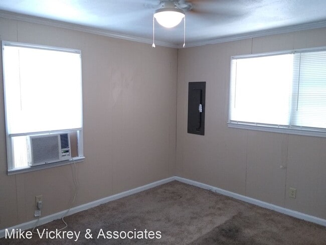 Building Photo - 1 br, 1 bath House - 1548 1/2 Schley Street