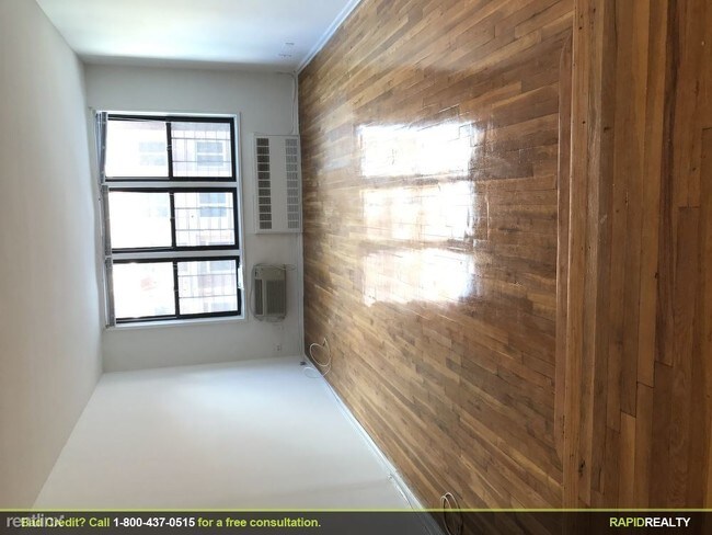 Building Photo - 2770 Ocean Ave