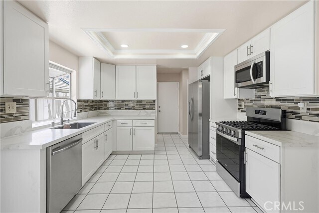 Building Photo - 15303 Rancho Polermo Rd
