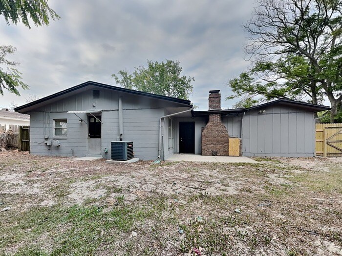 Building Photo - 11436 Princessa Ln