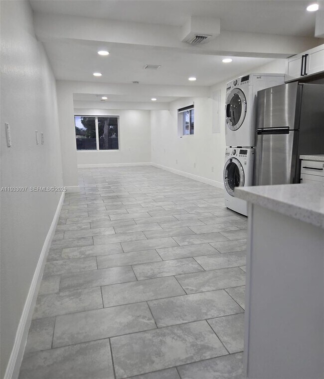 Building Photo - 38 Edmund Rd