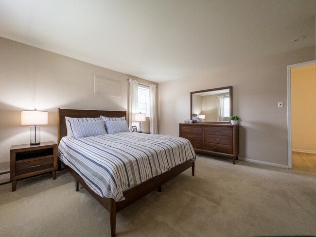 Interior Photo - College Arms Apartments