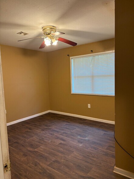 Building Photo - 116 Galatas Rd