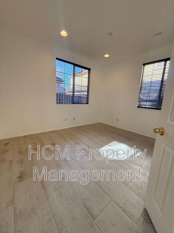 Building Photo - 28 Lansdale Ct