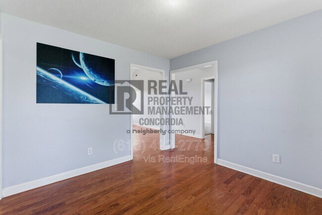 Building Photo - 1934 Mural Ln