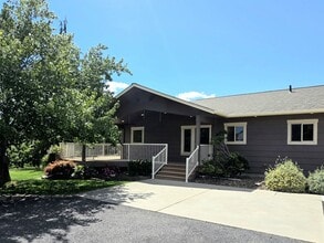 Building Photo - Absolutely Stunning 3500+ Sq. Ft. Home on a Cherry Orchard!!