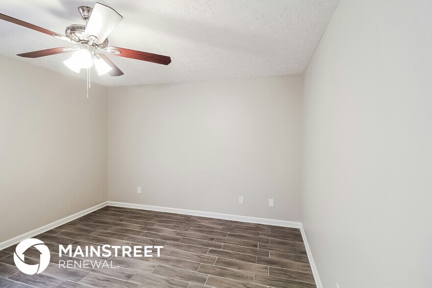 Building Photo - 6793 Creeks Edge Ct