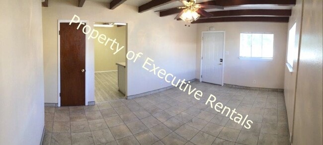 Building Photo - 2324 E Idaho Ave