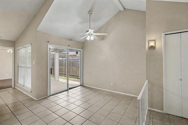 Building Photo - 671 Stonewall Dr