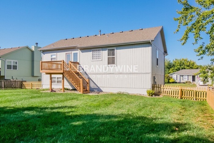 Building Photo - 809 Canter St