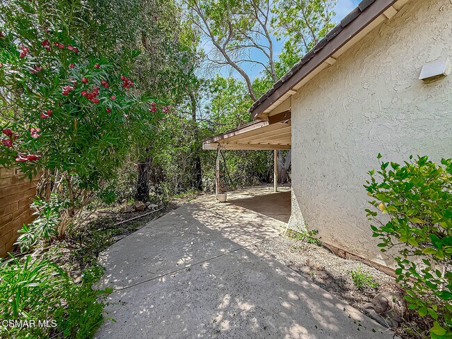 Building Photo - 3761 Patrick Henry Pl