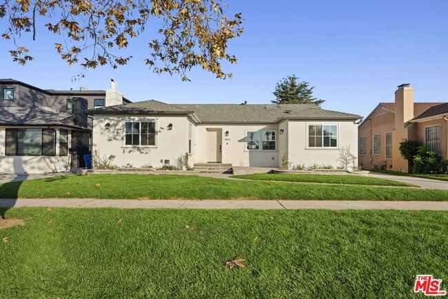 Primary Photo - 3866 Westside Ave