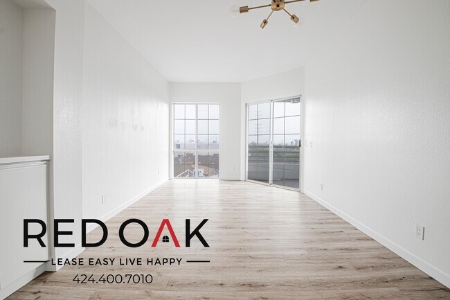 Building Photo - 4320 S Centinela Ave