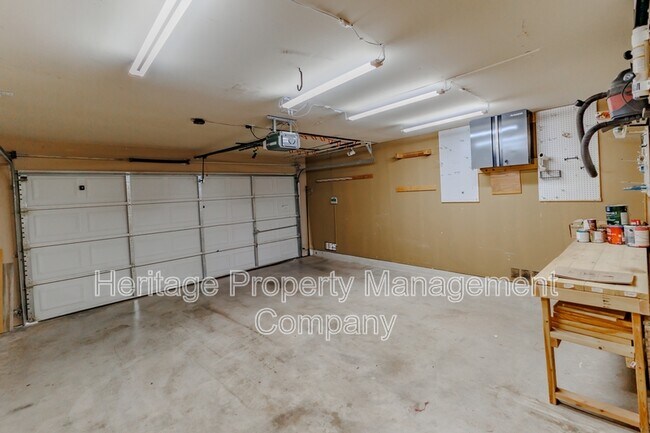 Building Photo - 26923 Trinity Heights