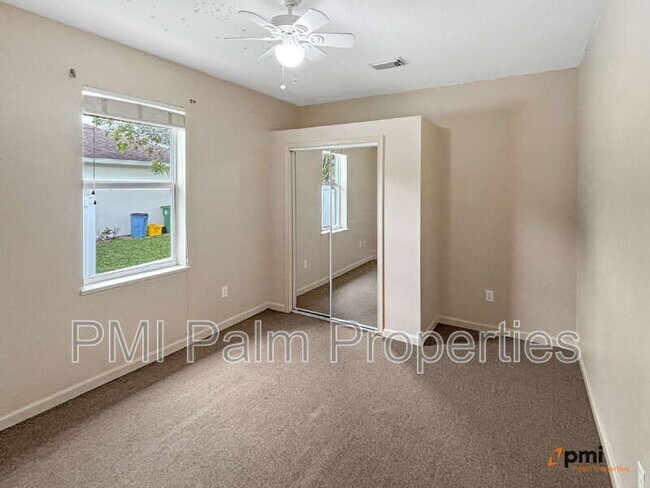 Building Photo - 2820 SE Melaleuca Blvd