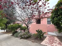 Building Photo - 604 Hillsborough St