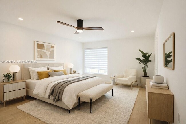 Building Photo - 937 Michigan Ave