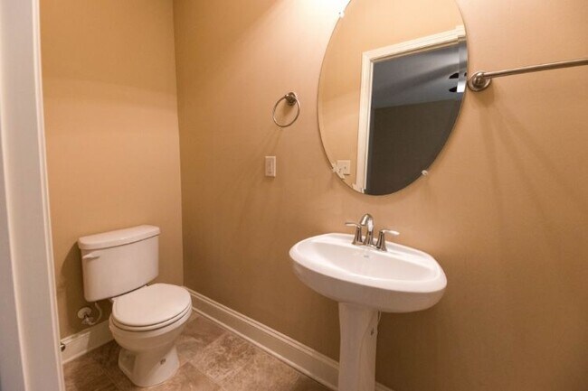 Building Photo - 1137 Woodbury Falls Ct
