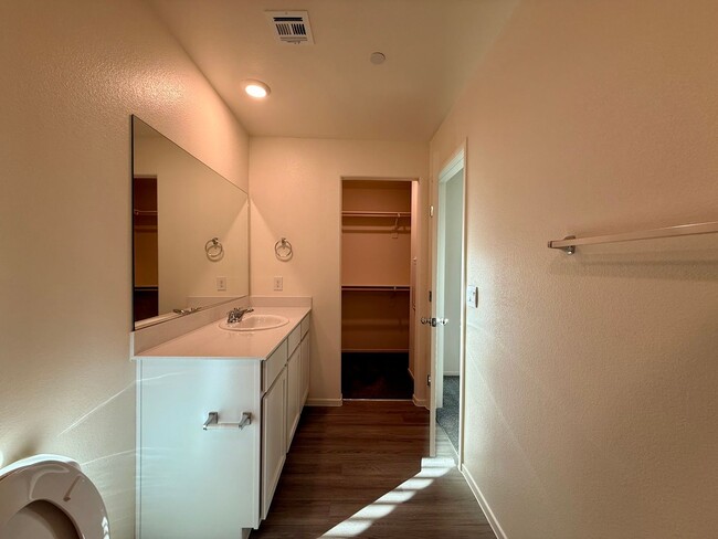 Building Photo - Brand-New Townhome for Rent in the Highly ...