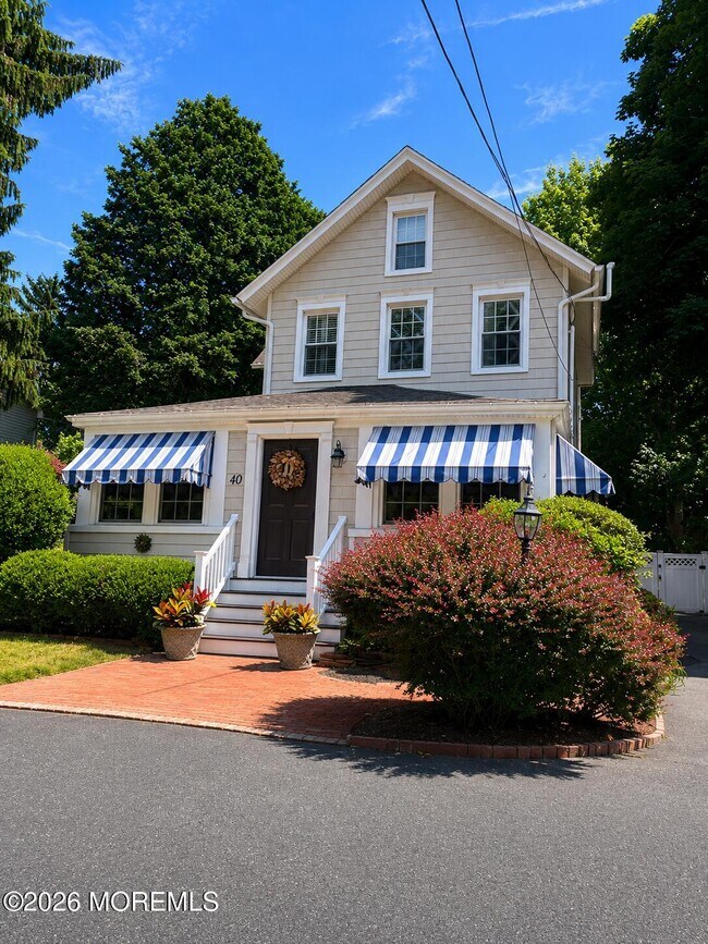 Building Photo - 40 Rumson Rd