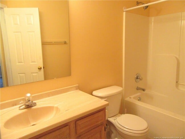 Building Photo - 300 Glen Allen St