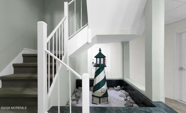 Building Photo - 1810 Central Ave