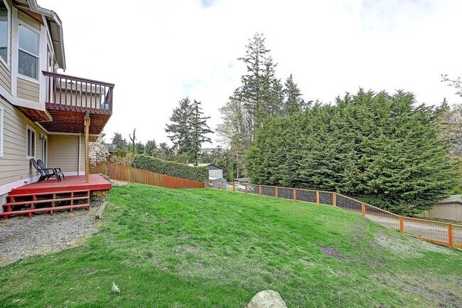 Building Photo - 185 Sky Vista Pl