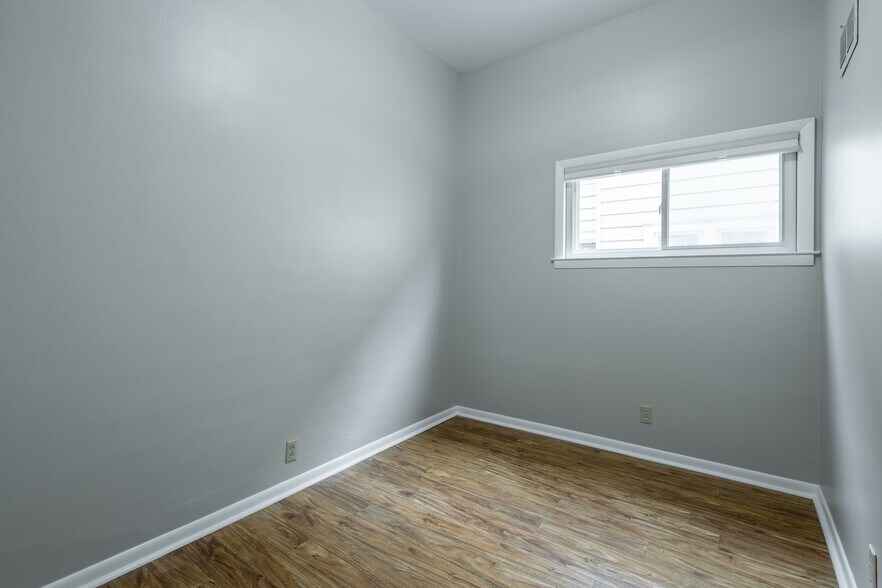 Building Photo - 1524 N Humboldt Ave