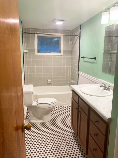 Bathroom - 3 Alton Rd