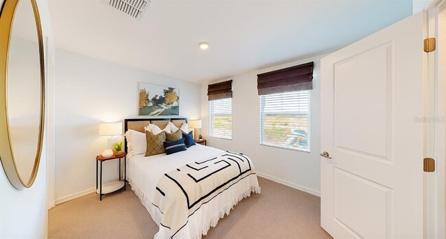 Building Photo - 2004 Viewfinder St