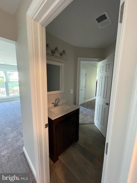 Building Photo - 167 Andover Pl