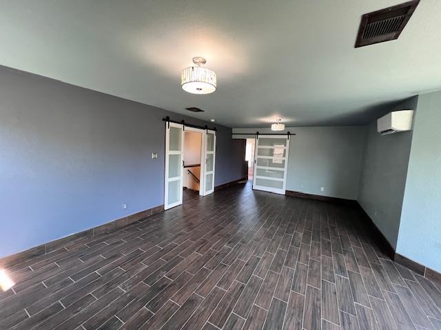 Building Photo - 1806 Candlelight Dr