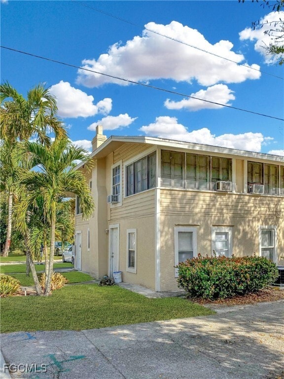 Building Photo - 1615 Evans Ave