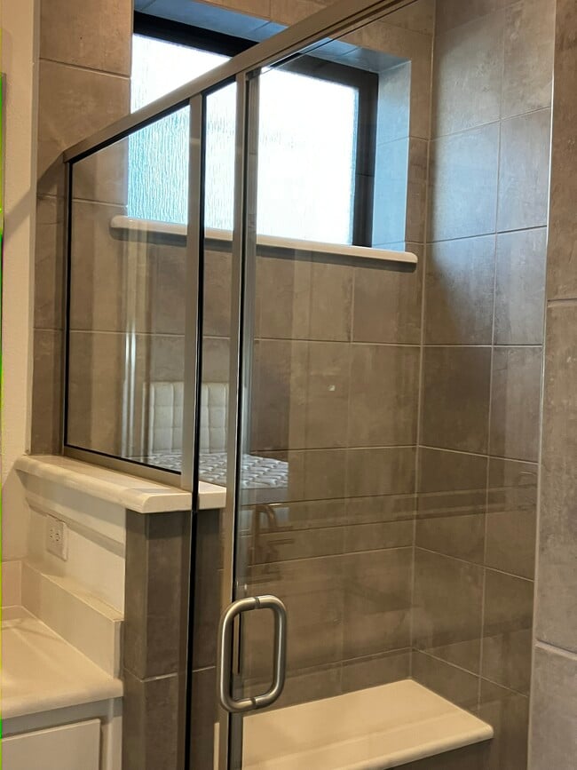 Building Photo - 522 Winners Cir