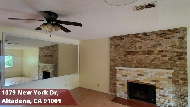 Building Photo - 1079 New York Dr