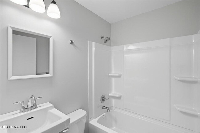 Building Photo - 324 Court St