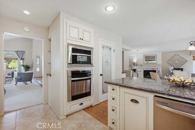 Building Photo - 3731 Columbia Cir
