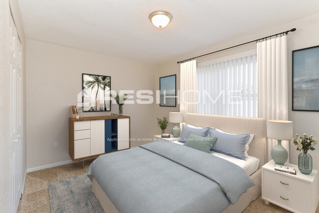 Building Photo - 1624 Dolphin Dr